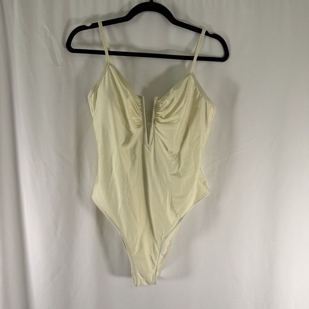 New Cupshe One Piece Swimsuit Women's Large Yellow Pull On Padded Sleeveless